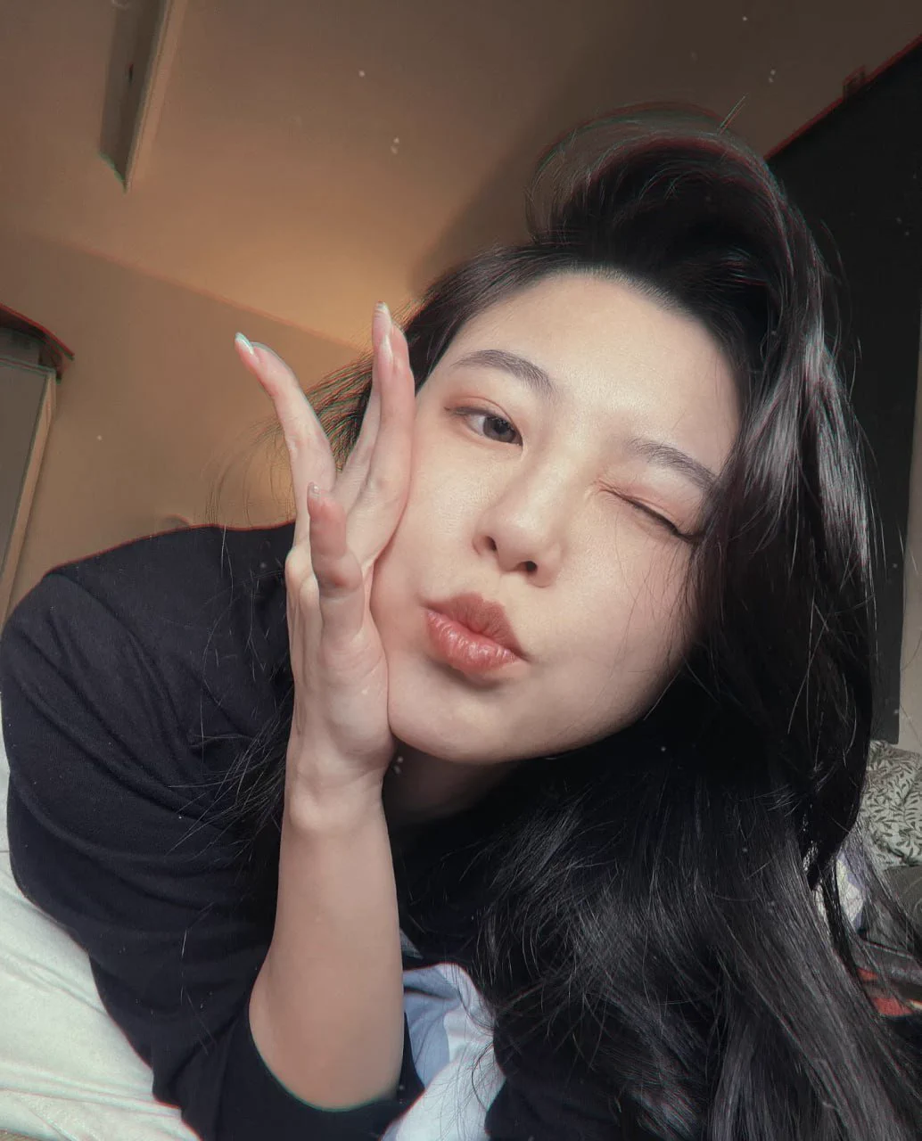 甜可咸的萌妹，干净、明亮又自然  希望找到一段长期、固定、彼此尊重与信任的关系。不奢求浪漫，但希望有真诚、有温度、有彼此的空间 留言！！！#重庆 https://t.co/6fbPlOPw6e