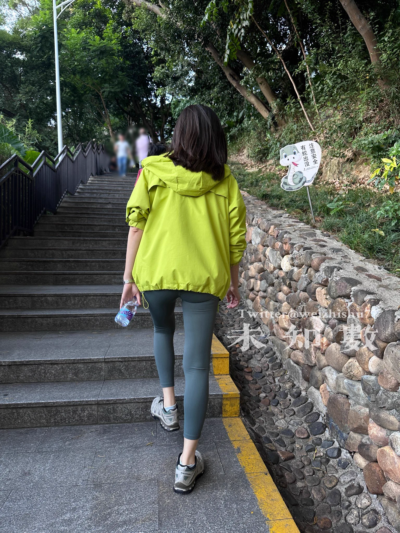 上山。 https://t.co/bB5bz1bM7Y