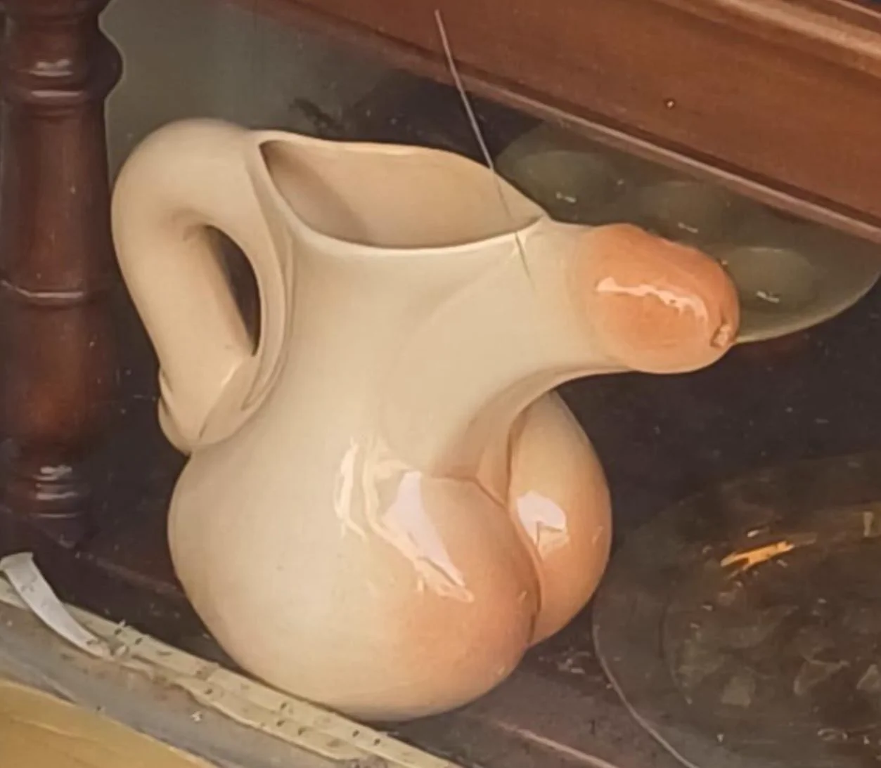 咖啡要加奶吗？ https://t.co/dfX0N31wDG