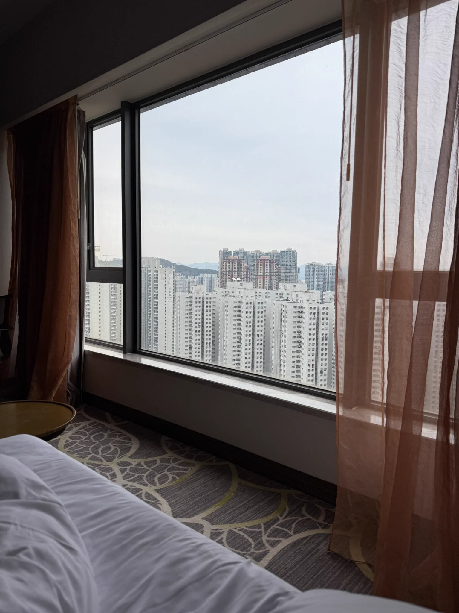 好想回去被老公关在酒店的时候 https://t.co/jYk2RjPQ2d