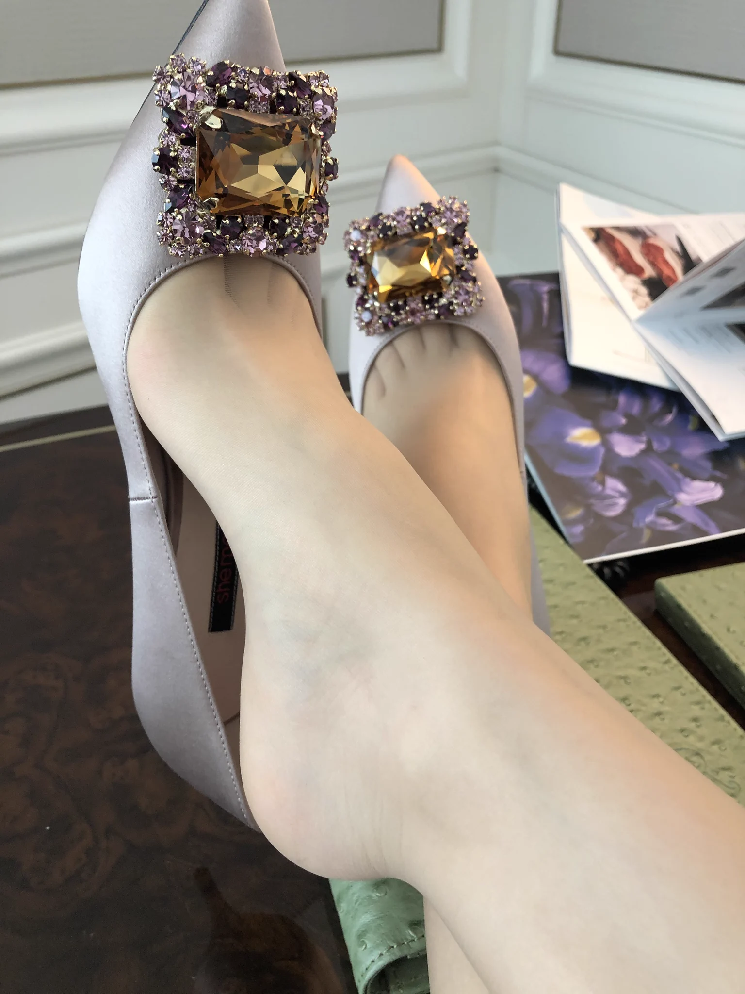 💜💜 紫色迷情 

#丝袜 #美脚 https://t.co/ogyweR0PMa