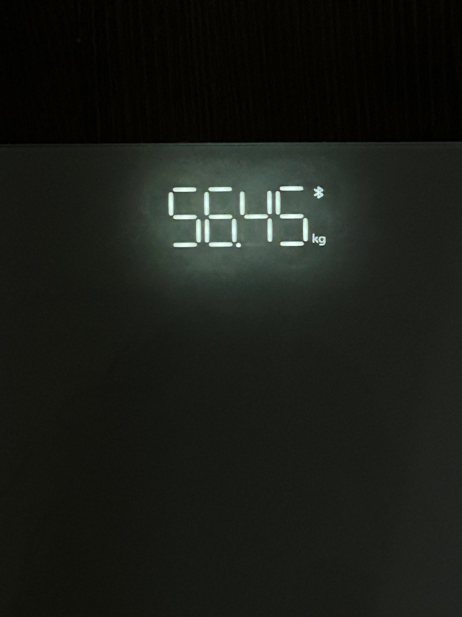 今天吃不了羊肉了
差点开始选吃比格还是龙哥 https://t.co/QtJyQNBP93