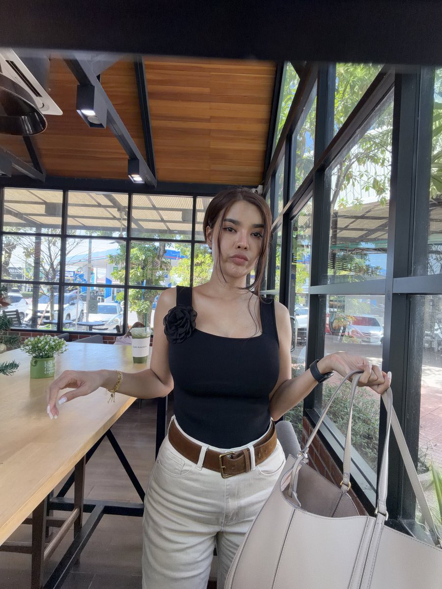 พลังงานกำลังจะหมด ง่วงมากกก https://t.co/anjTIUNBBE