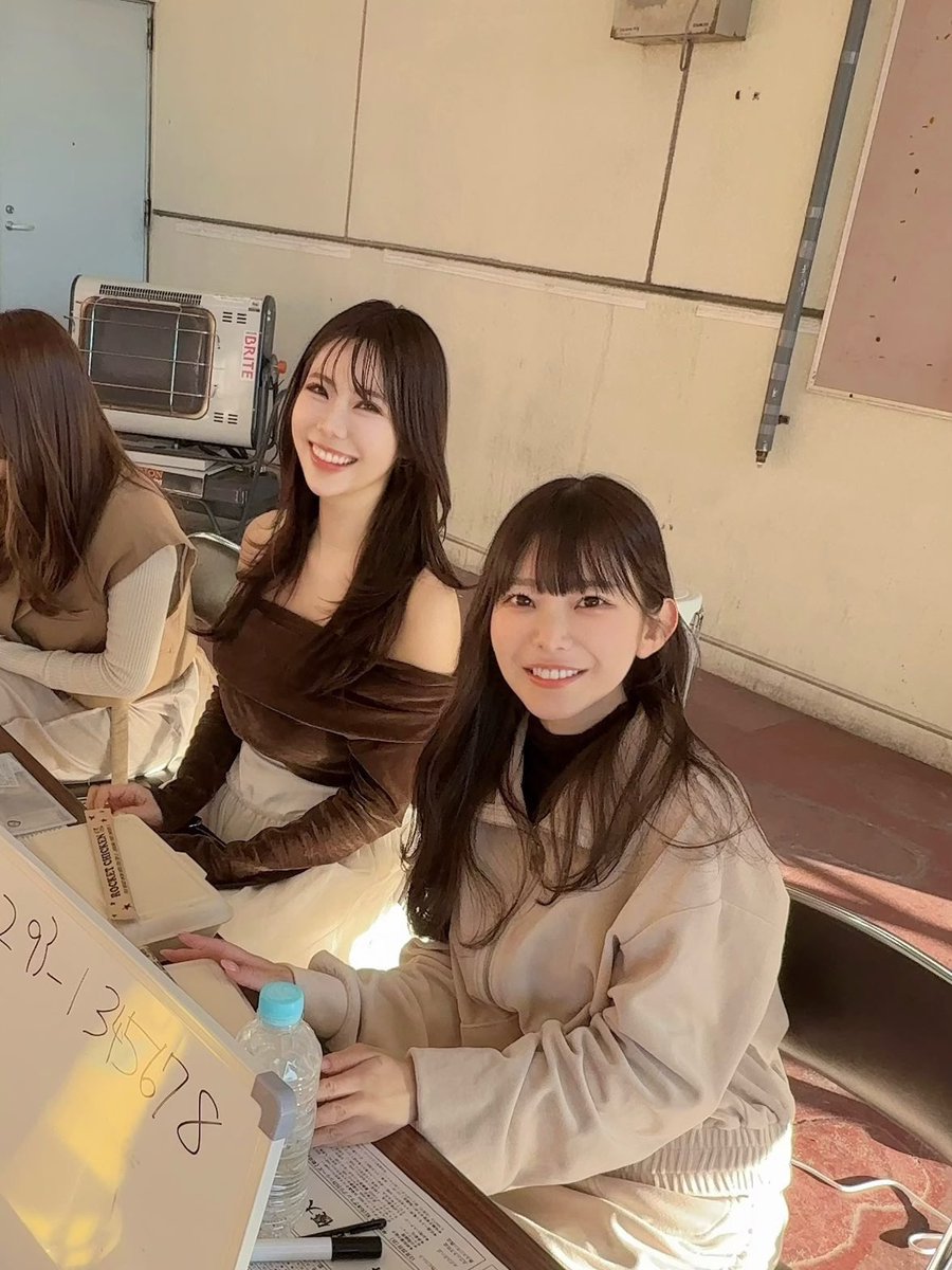 遅くなりましたが、、、！
昨日はKEIRINグランプリシリーズ
イベントありがとうございました！！ 
大好きなグラビアの大先輩！！！
鈴木ふみ奈さん、橋本梨菜さんと♡
みなさんとワイワイ予想して観戦して楽しすぎました🚴🩷
いい思い出！！ https://t.co/P54Iqfk8Im