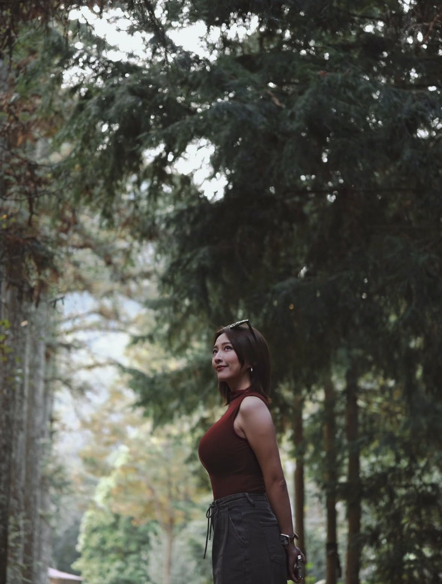 2025年一切上軌道投資績效不錯小孩聰明可愛老公很完美這個家很美雖然發生一些匪夷所思的爛事至少我努力維持跟老公的感情讓家幸福美滿 https://t.co/FxvdIjPKI2