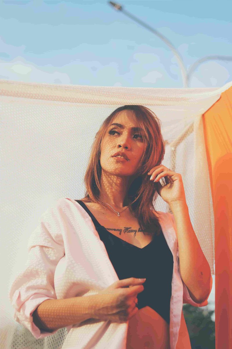 Just got a Sa🍂ilor Moon x Jimmy Choo purse. It’s so ethereal! Anime fashion is my 2025 vibe.  Anime LuxuryFas💎hion https://t.co/aQ7OXQelJf