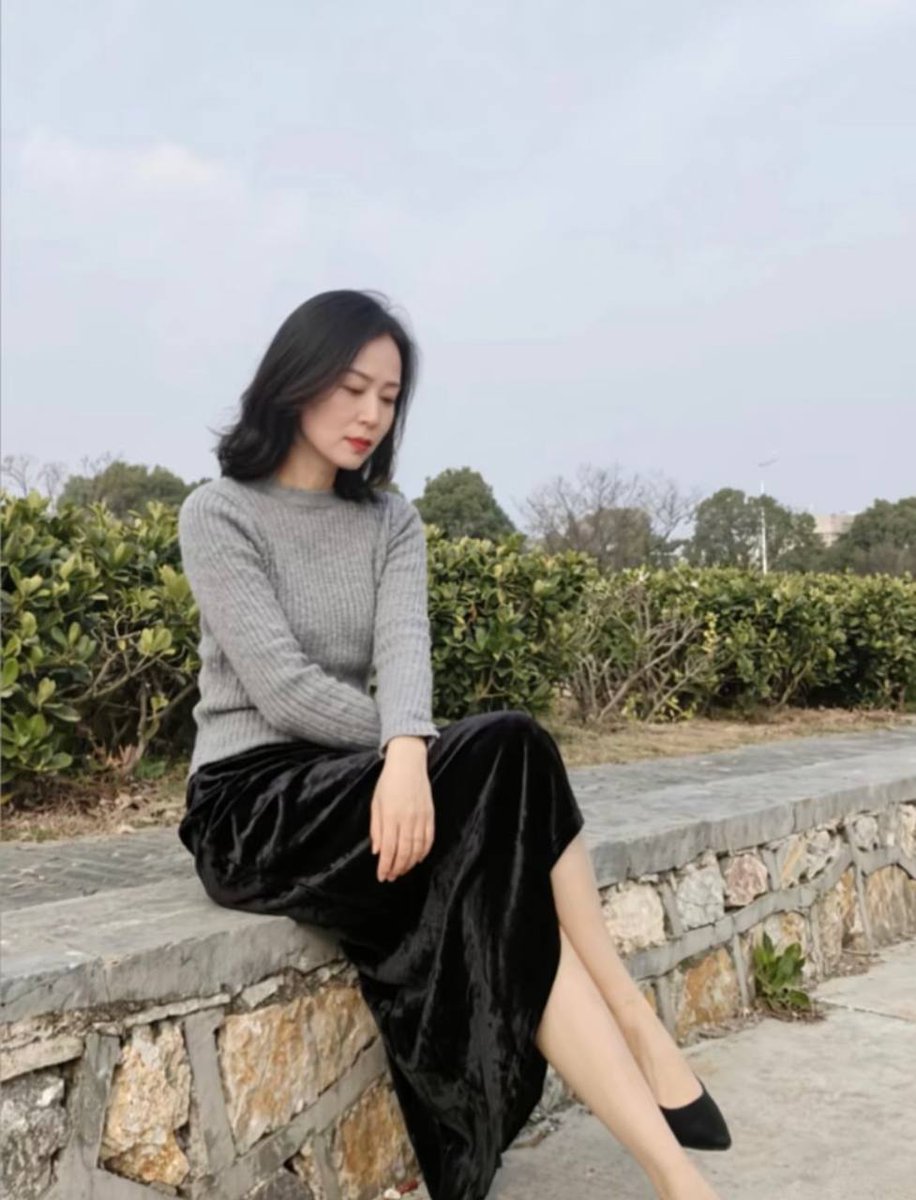 很多小夫妻入圈就是要找另一对交友，为什么不在群看先看看聊聊呢，这能少走很多弯路。新的一年，欢迎各位更好地约上旧爱和新欢，让大家都能更好的快乐人生。 https://t.co/4Jl9UKkipa