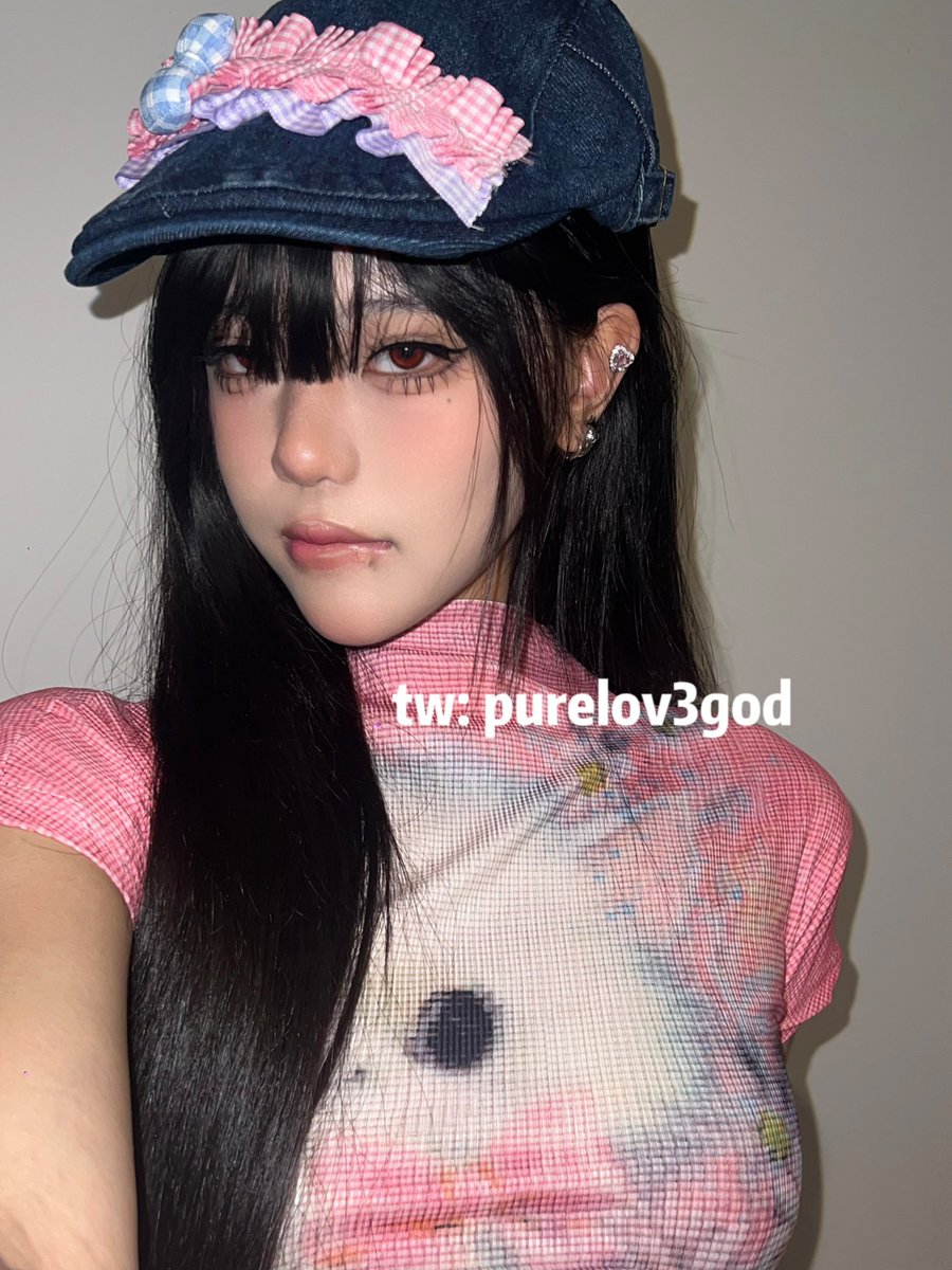 一人夸我一句 https://t.co/ZAdmEXANBp