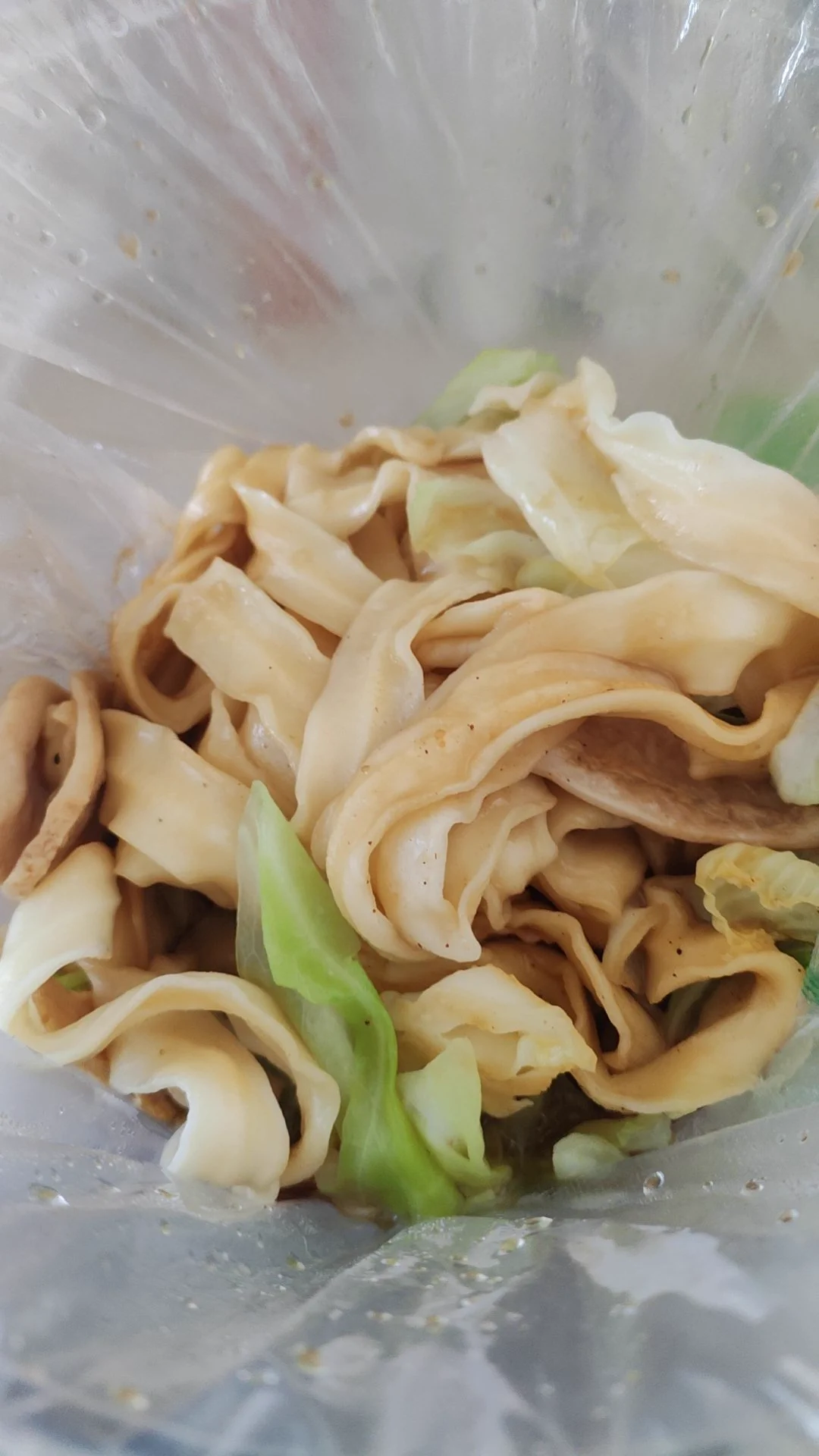 午饭还想吃笋 https://t.co/H1tLZD5XcN