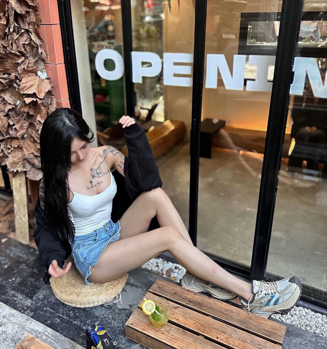 no bra 
舒适透气的一天 https://t.co/ffNj6t7Odg