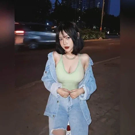 要和姐姐野战乳交吗？反差！ https://t.co/L319Gw4reh