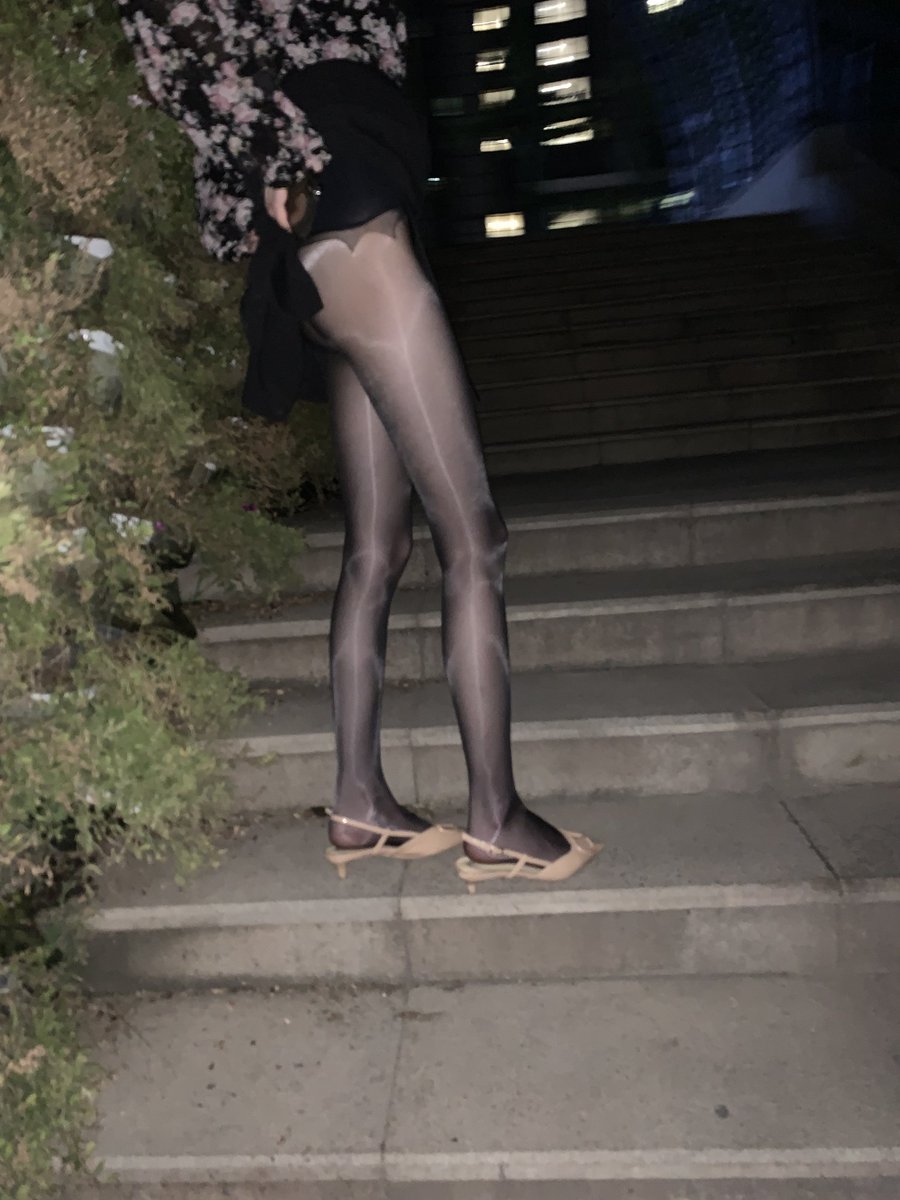 #绫 #绫云缎 
🧦 @Lingerie_0 
云缎高透网纱腰😘，轻薄丝滑。 https://t.co/Ap85CfMxPz