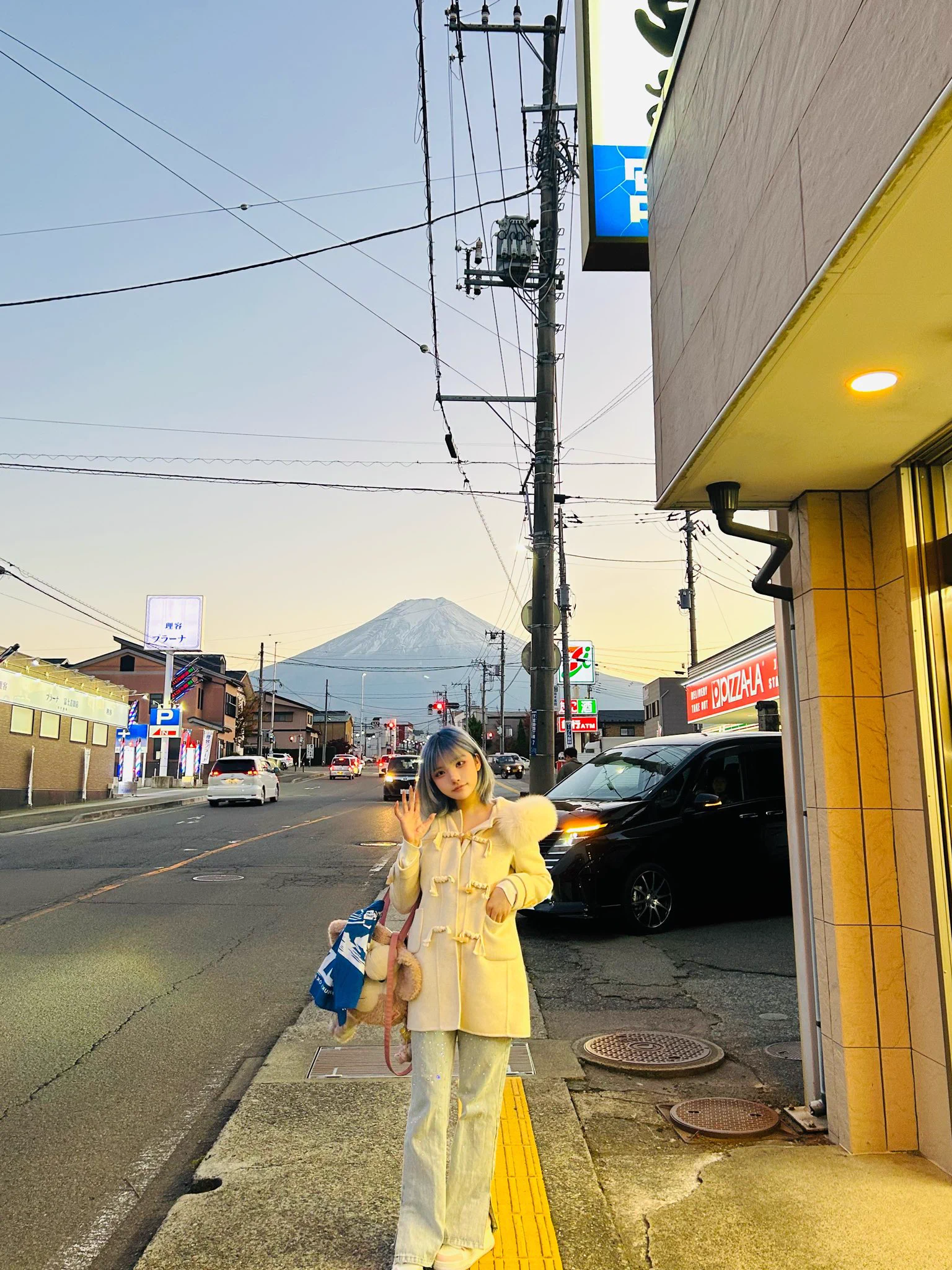没有营业的打算 所以先关私信了 谢谢你们来看我~o(〃'▽'〃)o https://t.co/TaOVUboSkg