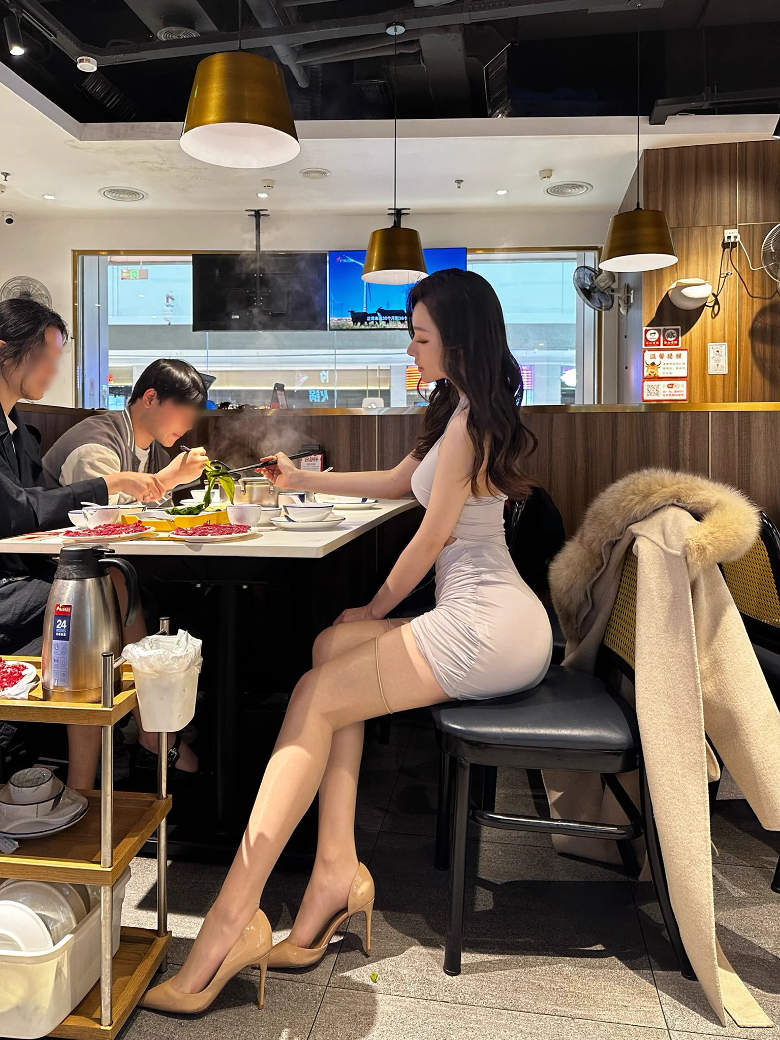 🐰格格不入的裝扮會突然跳出來嘛 https://t.co/5af2T81yLZ