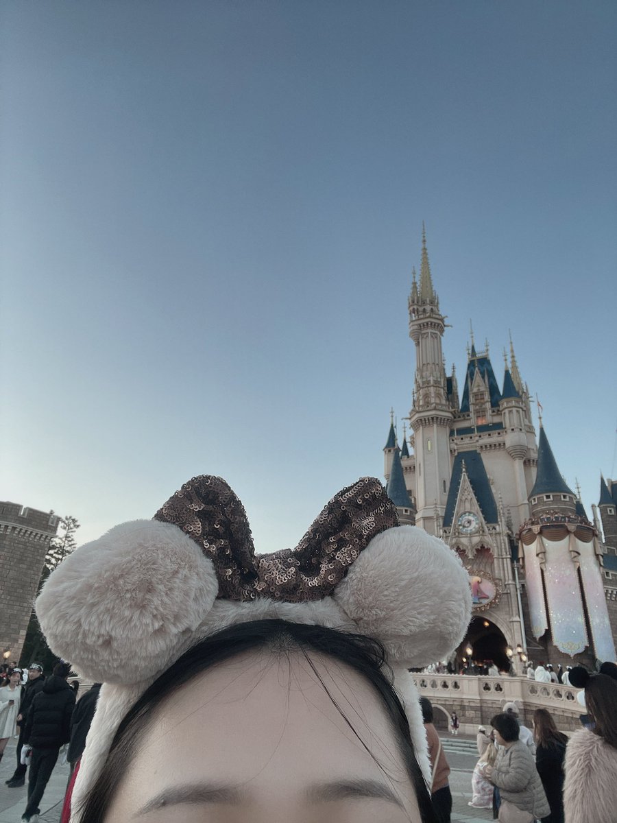 #2023買了讚讚清單

不知道霧眉算不算，但還是覺得霧眉真的是我近幾年做得最棒的決定👏 https://t.co/WvfNufge82