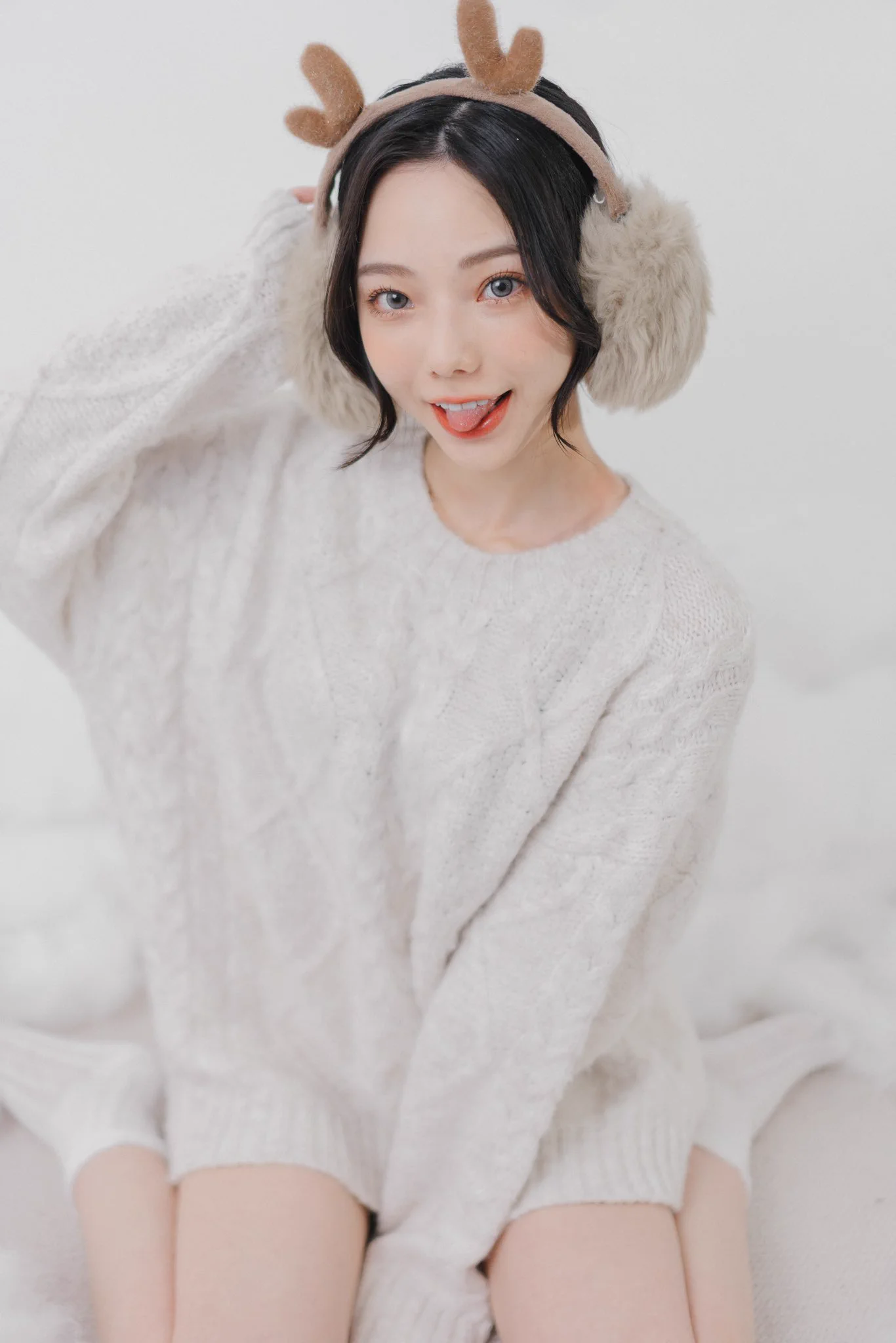 純欲小鹿🤍天冷了我不是光棍了是冰棍❄️❄️❄️想搜集這系列全部作品照到連結裡面觀看~裡面還有其他平時的私照☺️🎀更多啾啾社群連結https://t.co/VcMjs2nUJV🎀2023百大女郎投票票https://t.co/jXdBR7jc3k🎀專屬VIP相簿https://t.co/lBKfXGoQpt https://t.co/5L4ZOAkrd3