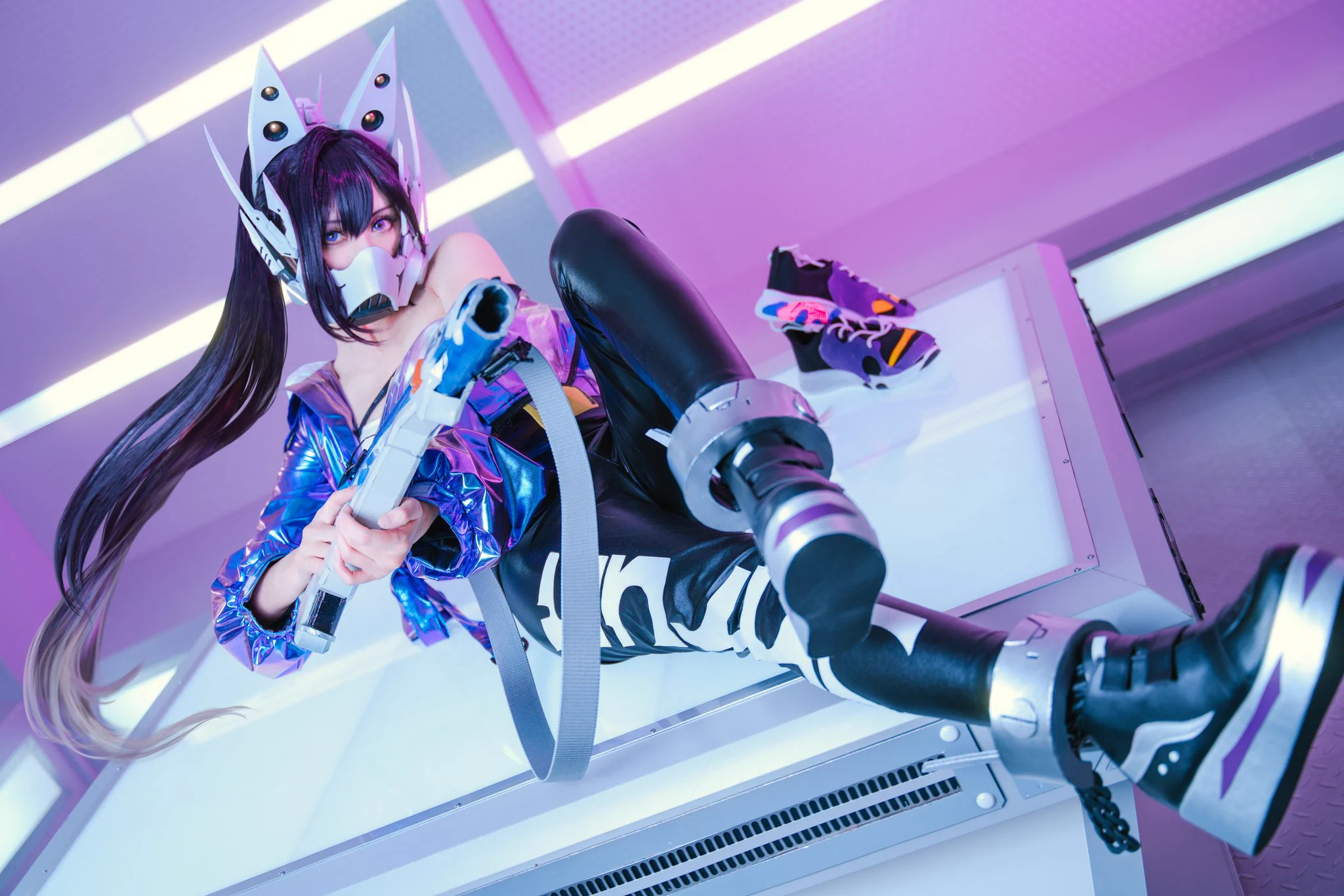 #cosplayNIKKE / シン「今日の面□談、つまんないわけ□じゃないけど、何か□退屈なのよね。どう□してかな？🤔」📸@arab2489 🏠@bootyjapan #メガニケ #NIKKE #NIKKEcosplay #NIKKE1周年コスプレ https://t.co/D1BNejdqHK