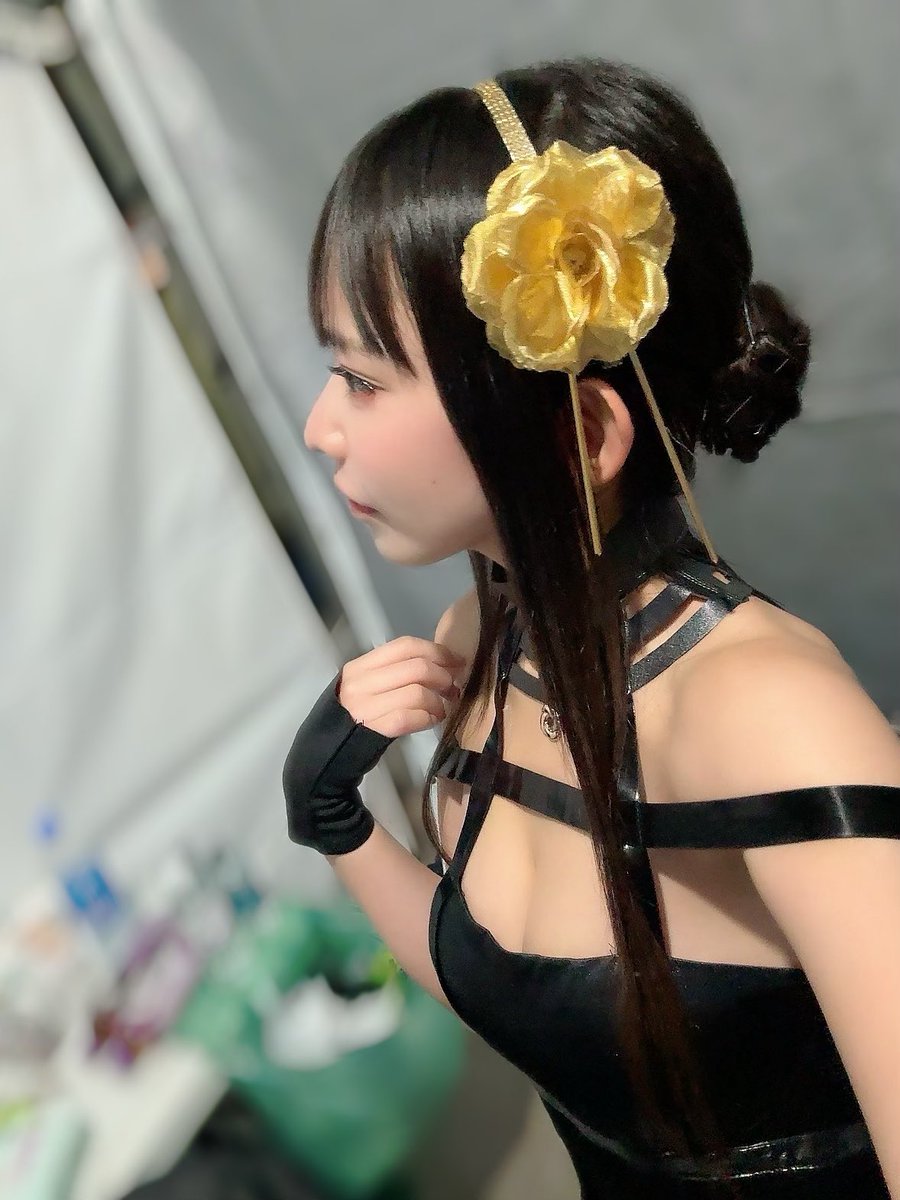 地毛でヨルちゃん😖❤️

#スパイファミリー
#ヨルフォージャー https://t.co/fxAd4VCM0S