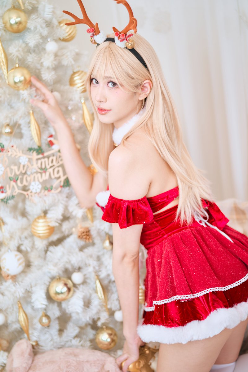 𝓜𝓮𝓻𝓻𝔂 𝓒𝓱𝓻𝓲𝓼𝓽𝓶𝓪𝓼 https://t.co/Mar3sI0364