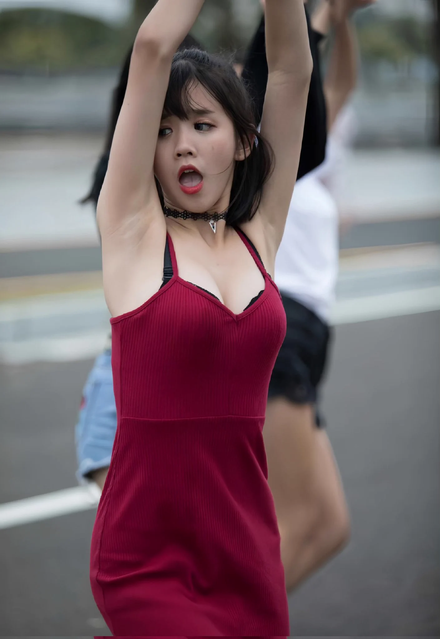 不得不说，生图看着还是带劲，这个小骚货真是贱啊 https://t.co/1LJMjZlxMI