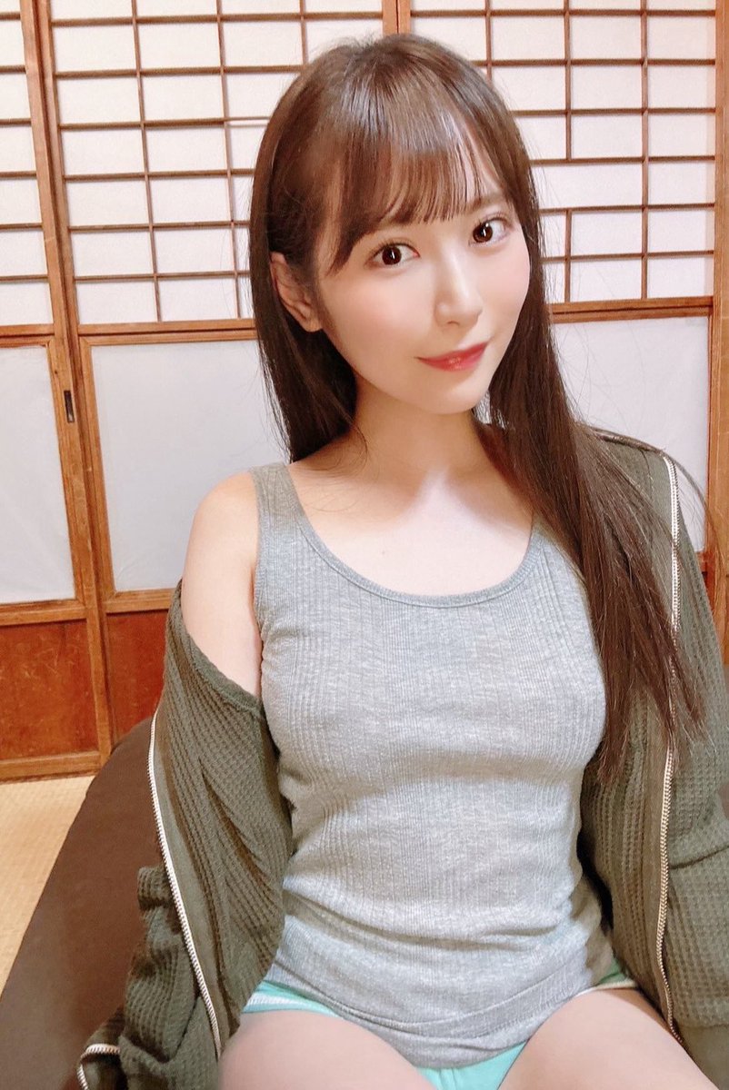 久しぶりに帰省したらちょっとエロくなってる幼馴染に使っていいよ👧🏻 https://t.co/GCH72yfPqp