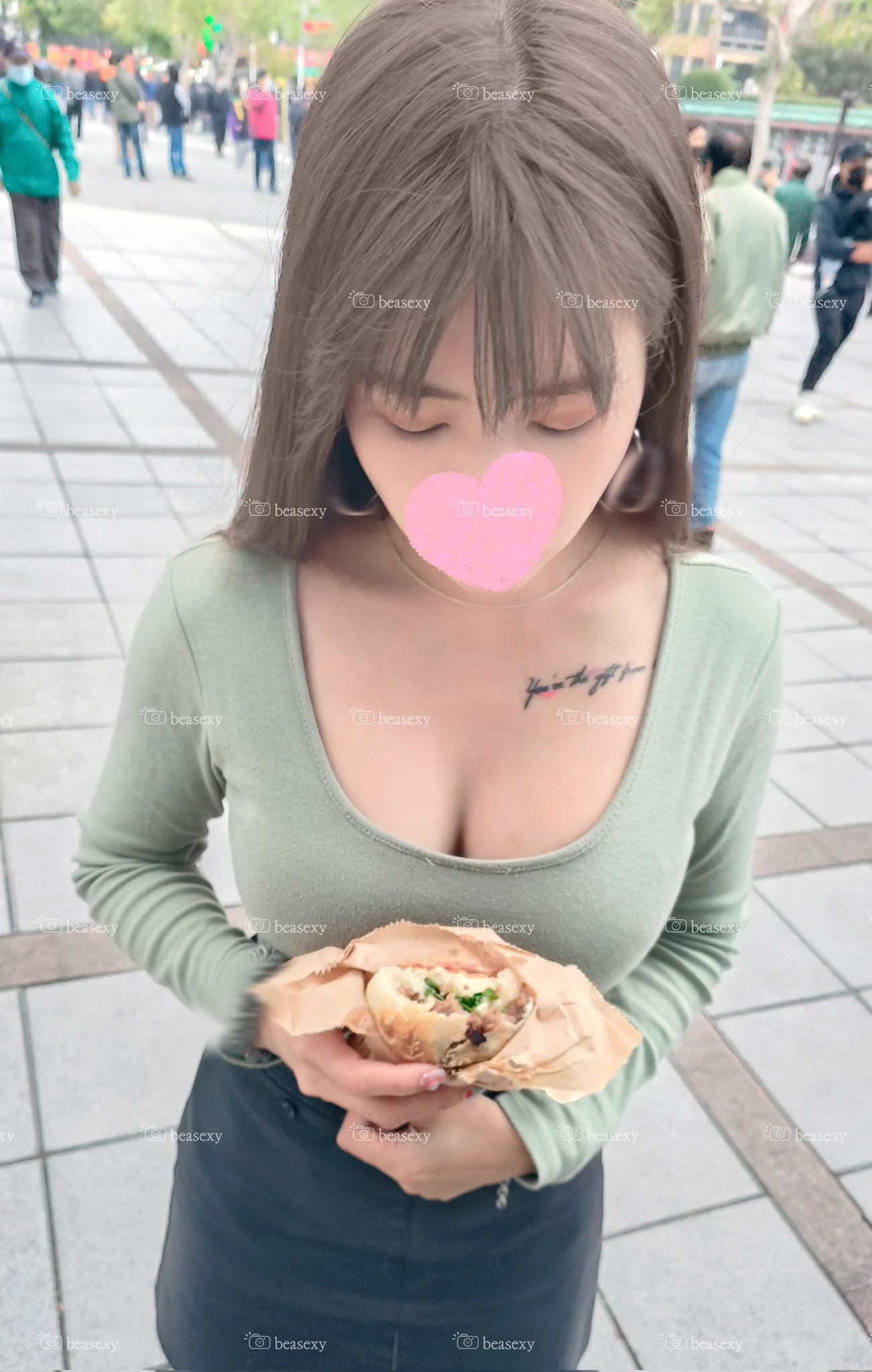 一顆很便宜餒但肥肉有點多😜喜歡瘦肉多一點你呢？喜歡肥點的還是瘦點的#單男 #單女 #夫妻 #情侶 https://t.co/K1FVnsEITY
