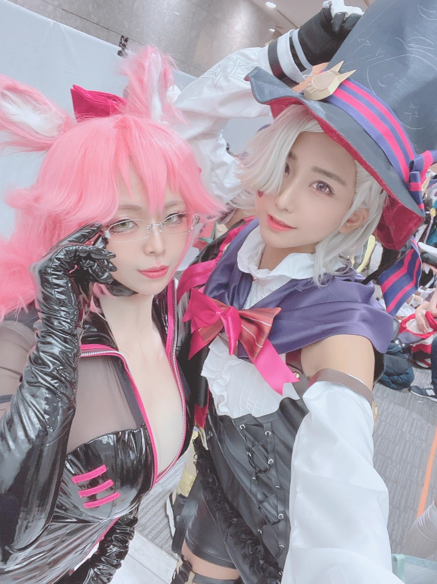 あんこさん今日も会えたのだがかなり若返っていた、コスプレイヤーすごい👀@annkoro__mochi https://t.co/vI1JOyI1Oh