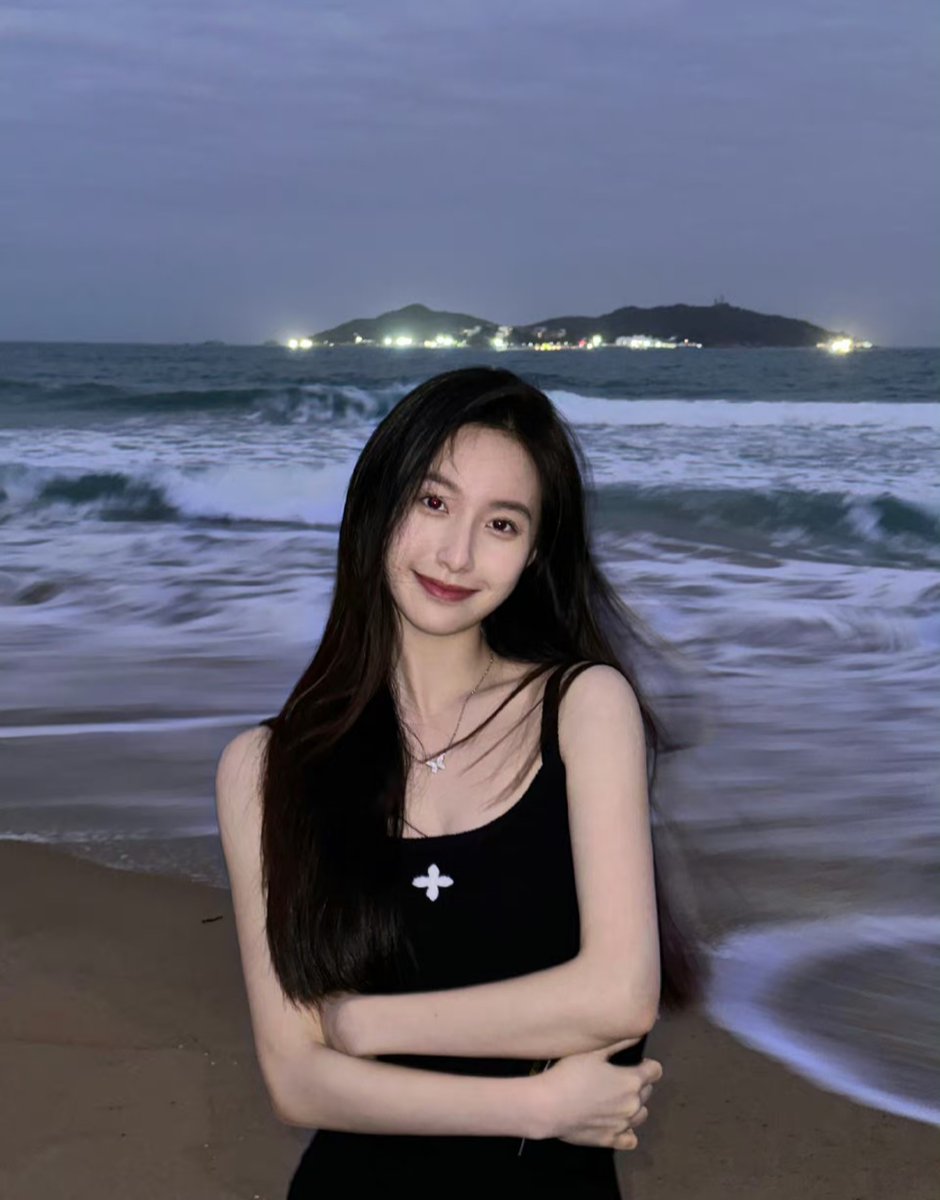 看到刘德华说，努力决定下限，运气决定上限，希望新的一年，好运滚滚来🤗 https://t.co/bRP9kvfTRn