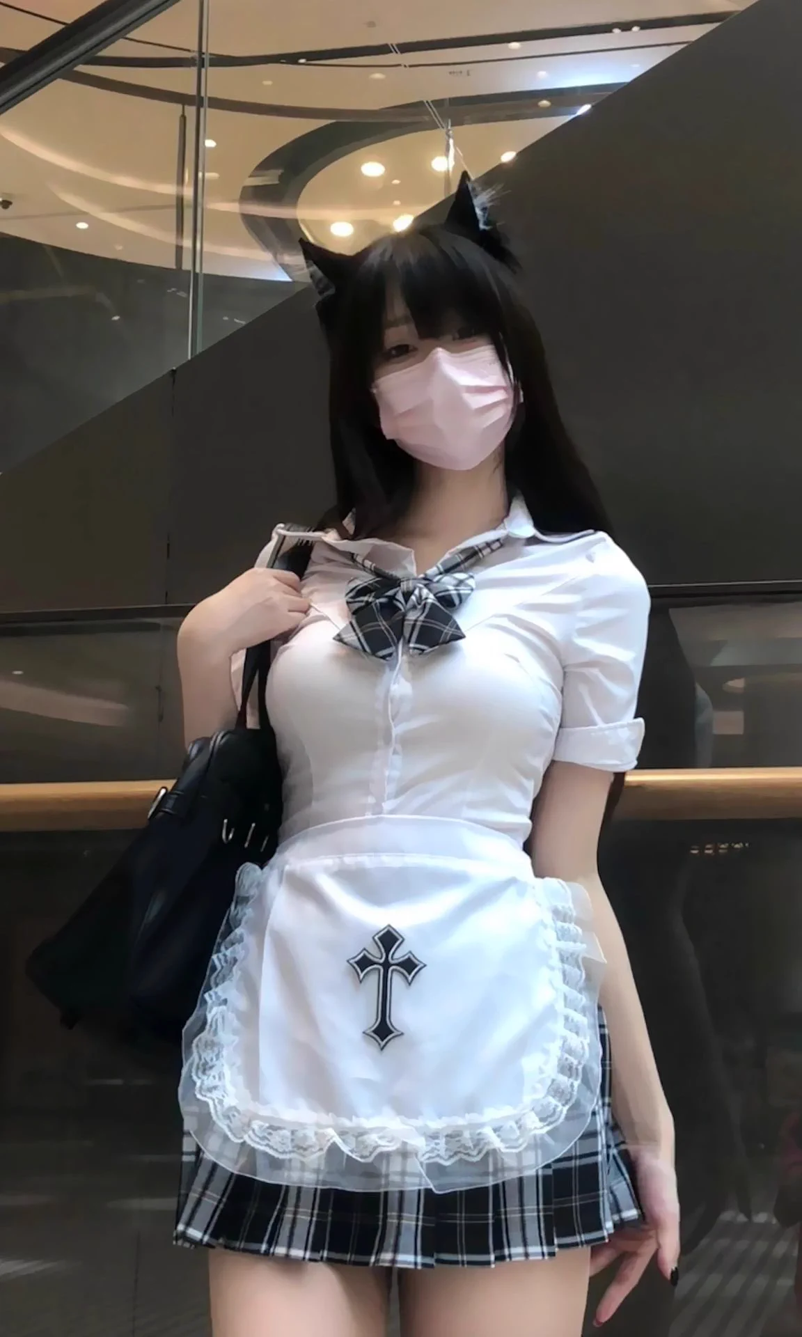 出门咯～今晚和小狗找了个地下车库准备玩调教～看看有没有有缘人能偶遇我们哈哈哈 https://t.co/Cbgb7TJarT