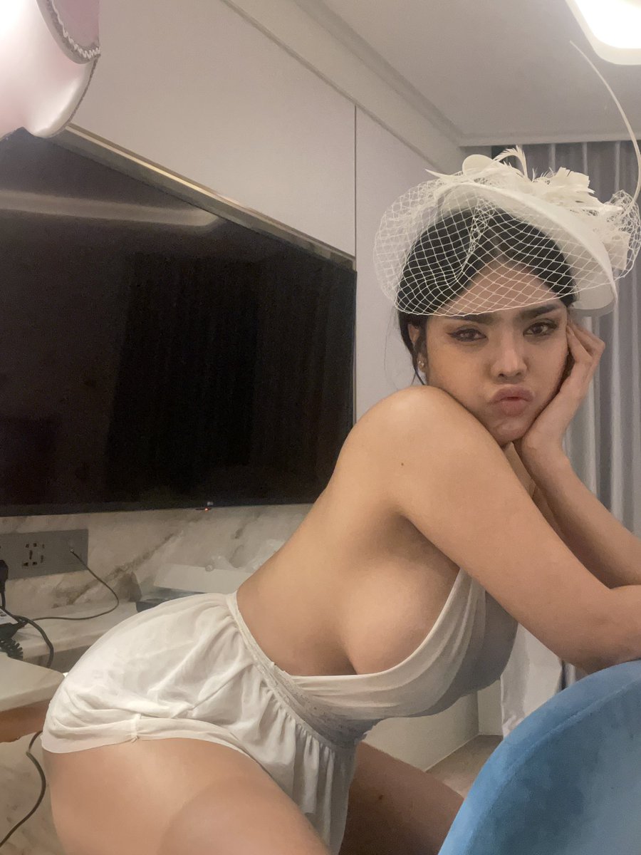 อ่อยให้คุ้ม เพราะคนคุมไม่มี https://t.co/r0QSat0ytC