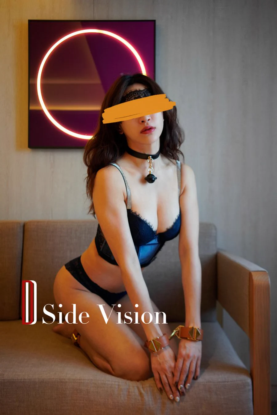 尝试了 @LockinkOfficial #索迹皮革手足锢 ，模块化的组件让我可以和她一起慢慢开发，也让我可以放飞想象，给她设计独有的捆绑方式。自动扣穿戴很方便，也可以更精准的调节松紧，手腕纤细的她不用再发愁了。电镀黄铜金属件加棕色皮无论是配浅色内衣还是深色内衣，都很搭。https://t.co/JeNWCqknjh https://t.co/fIKgkhWxdA