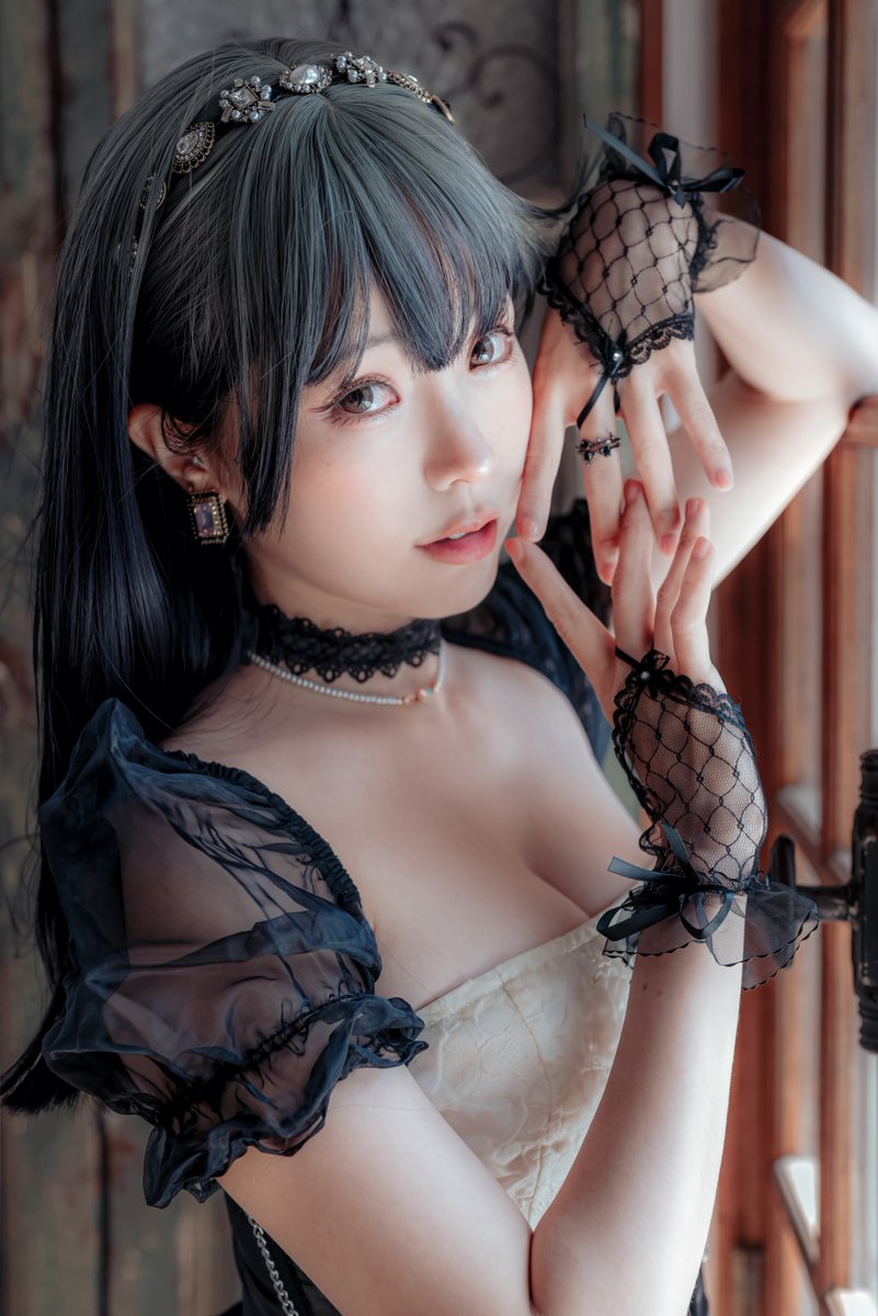 𝕀𝕟𝕜-𝕤𝕥𝕒𝕚𝕟𝕖𝕕 𝕄𝕒𝕚𝕕𝕖𝕟
♠️🩶 https://t.co/71K68grcCN