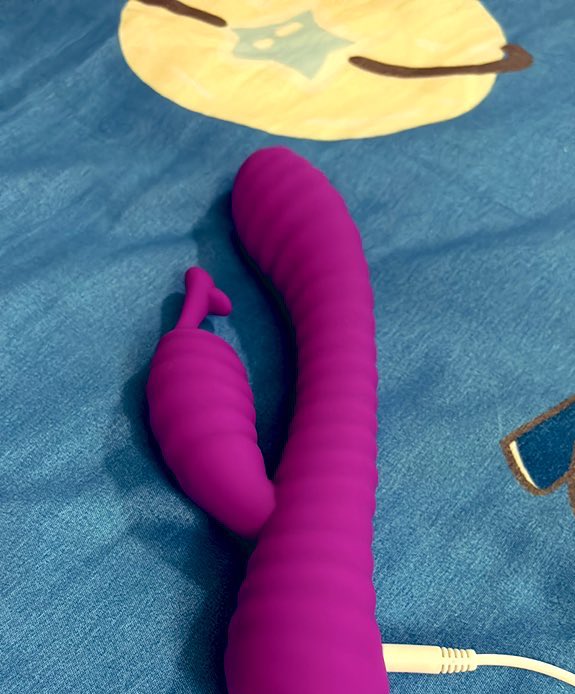 感冒還沒好沒聲音無法開喘台
只好先自己偷偷來開箱新玩具啦(⁎⁍̴̛ᴗ⁍̴̛⁎) https://t.co/7CS9YGrOAW