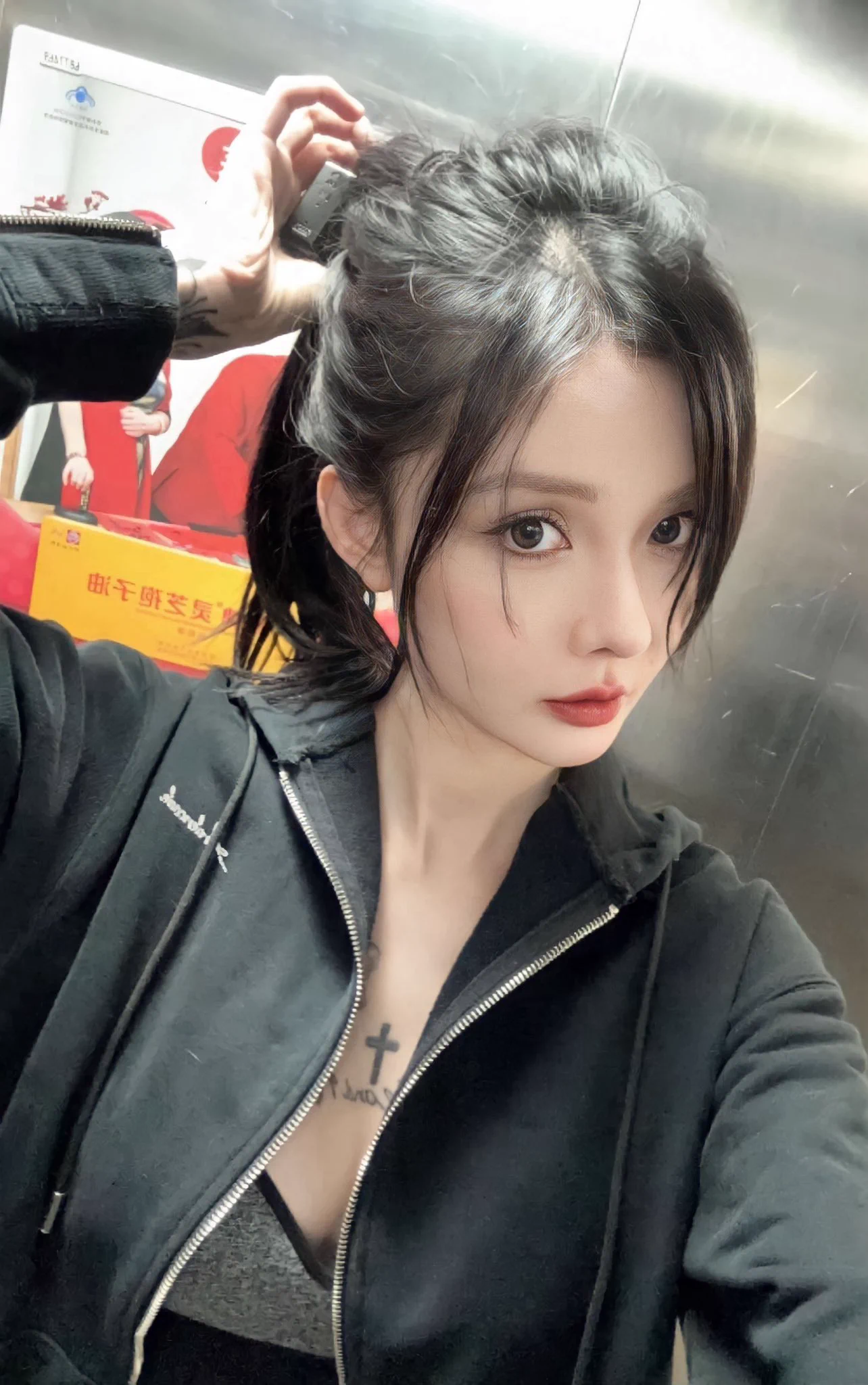S外表的M够反差吗？（还好韧带撕裂不影响喝酒，不然我怎么睡得着🥺） https://t.co/zRPEiV6NuW