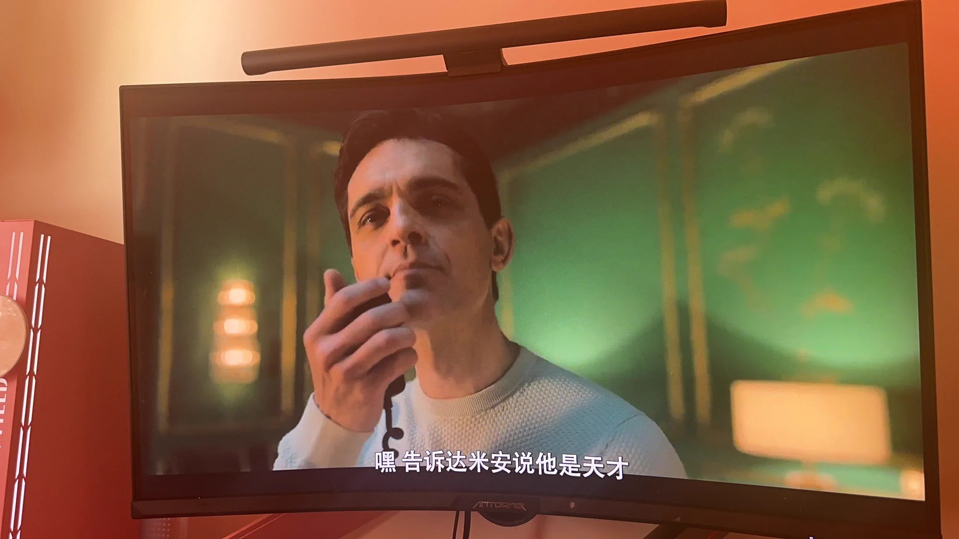 好吧 这衍生剧不是犯罪片是爱情片 https://t.co/EHKSzMIwM5