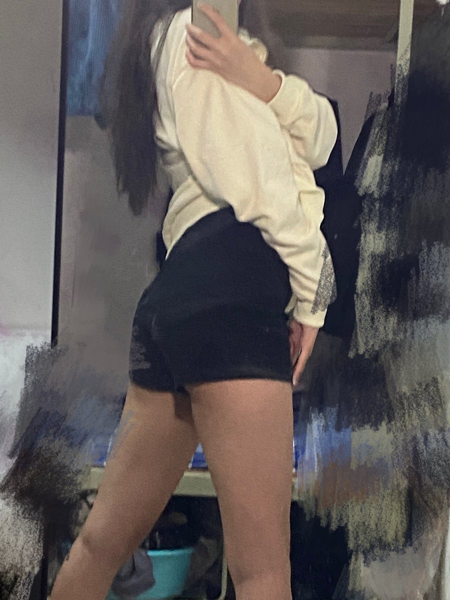 这样也算美少女战士了叭？ https://t.co/yzRUTuTb84