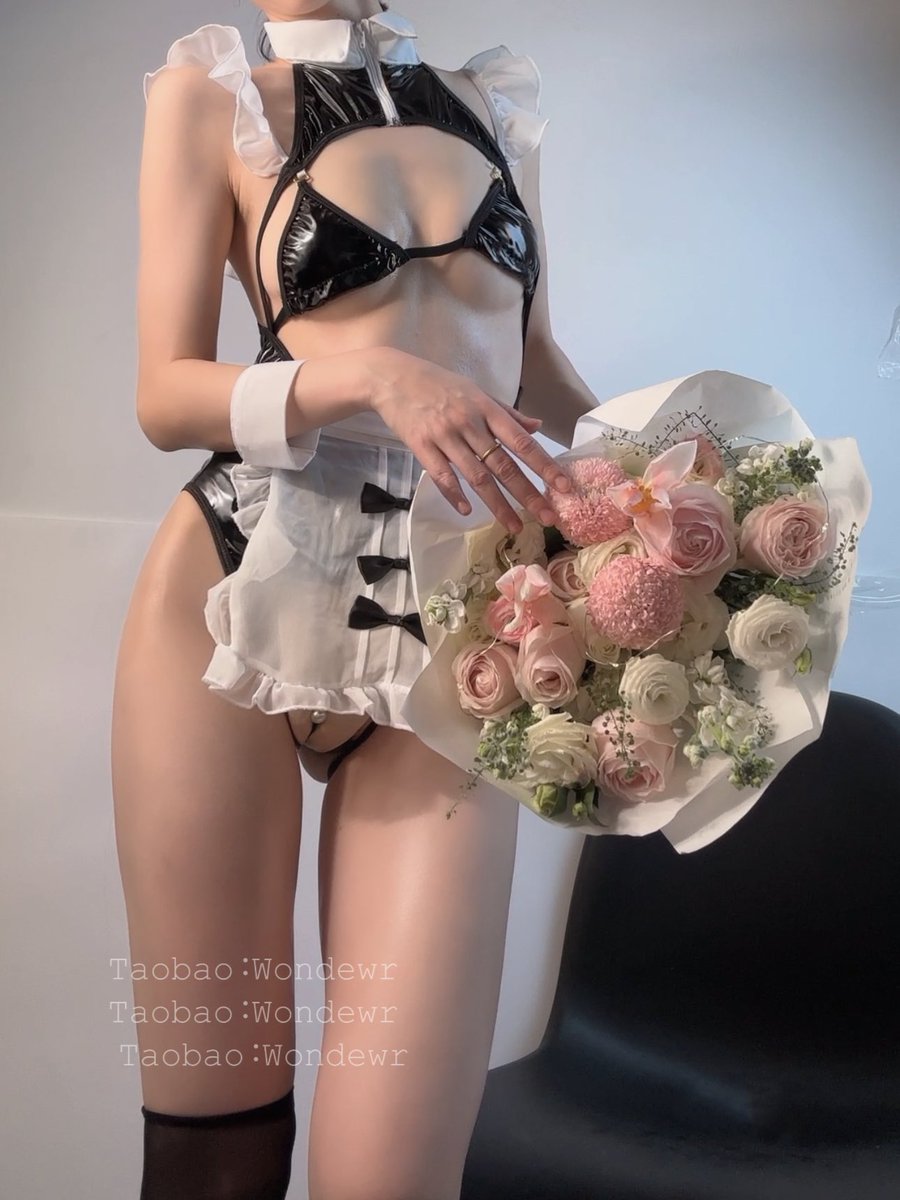 这个我也超爱！皮女仆三点！内裤还有珍珠按摩嘿嘿！ https://t.co/Du5lDEtwt5