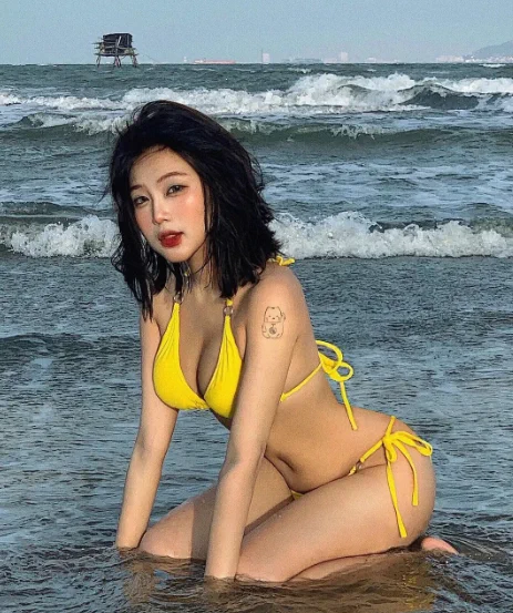 来玩啦~想看海边涩涩视频的点赞！反差！ https://t.co/hR9ru7Ry4T