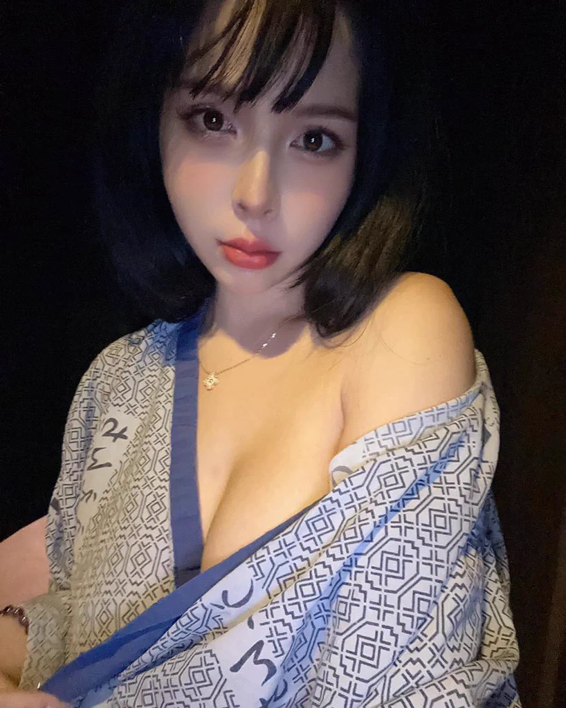 若隱若現的~~這樣才會心癢癢🤭 https://t.co/9FMlxfob7w