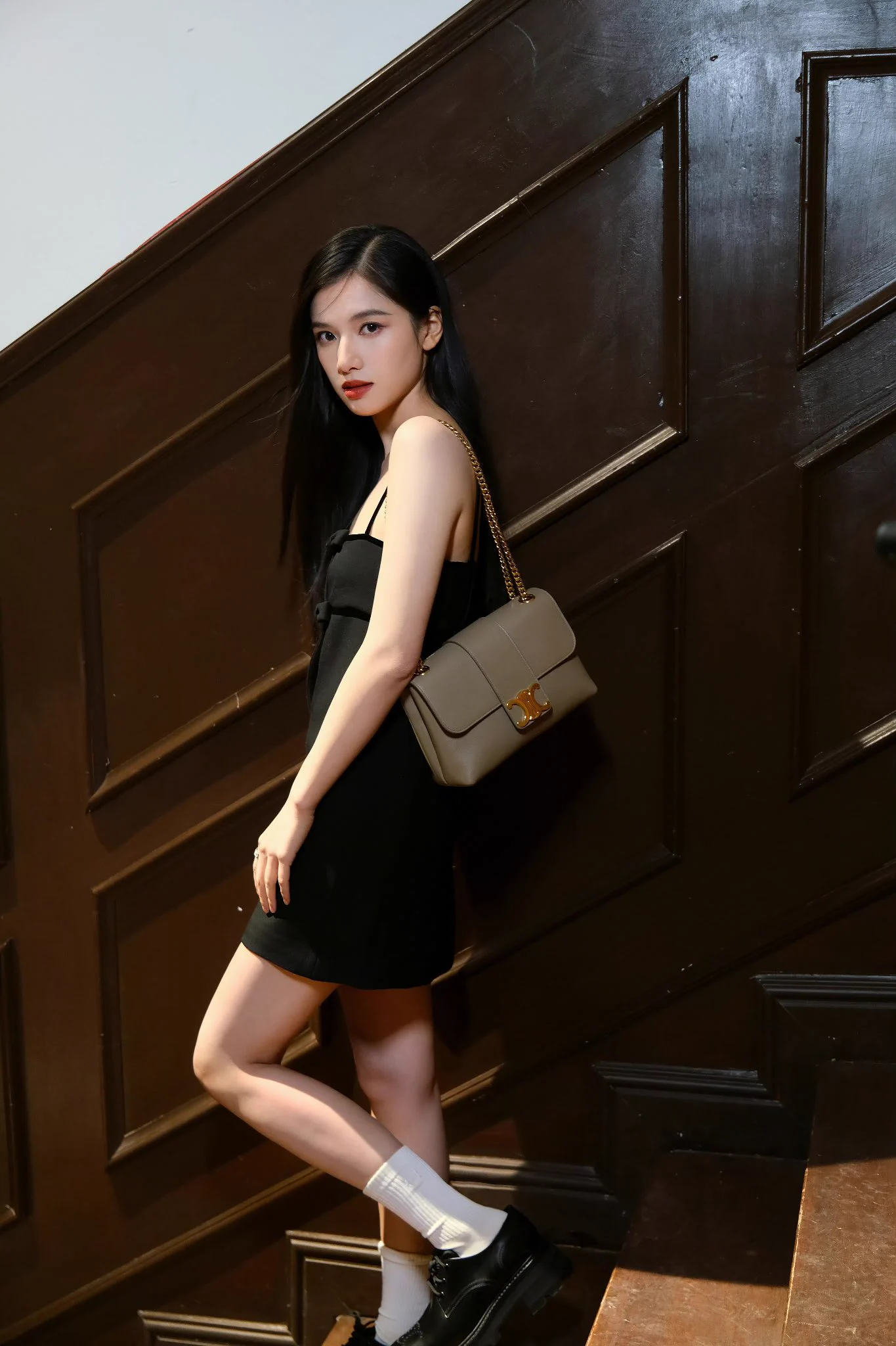 我想要婧仪脚上的这双白袜 https://t.co/EBc1Zaizjs