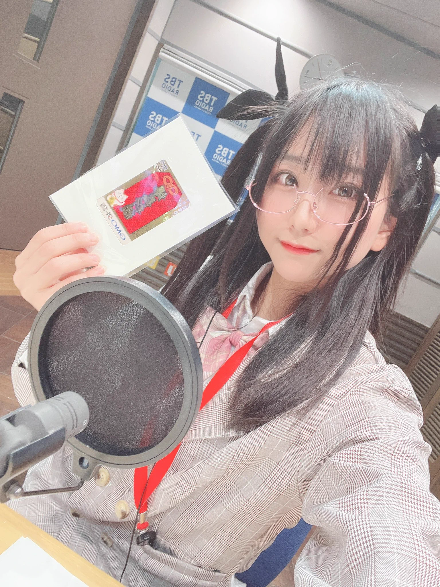 ＼柳丸さんサイン入り爆益QUOカード🎁／一緒に番組をお送りしたコスプレイヤーの柳丸さんのサイン入りQUOカード1000円分を5名様にプレゼント！今日の放送の感想と郵便番号を含む住所と氏名を書いてお送りください‼️✉️toreai@tbs.co.jp⏰締切：2/5(月) #トレアイ学園 #TBSラジオ https://t.co/greTWOsTvf
