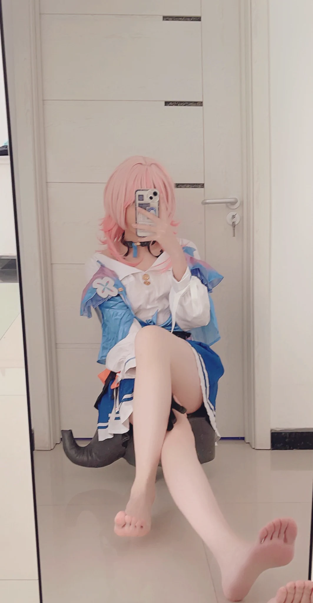 车窗外 这夜色 流光溢彩😎 https://t.co/5BWoRY8Sdx