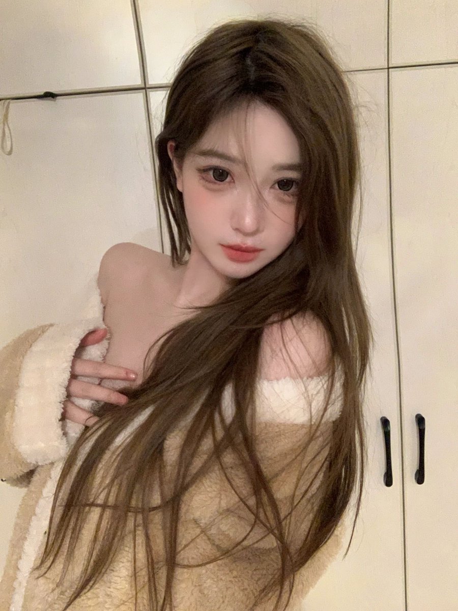 老公，还不睡吗？ https://t.co/f3cIvViEuZ