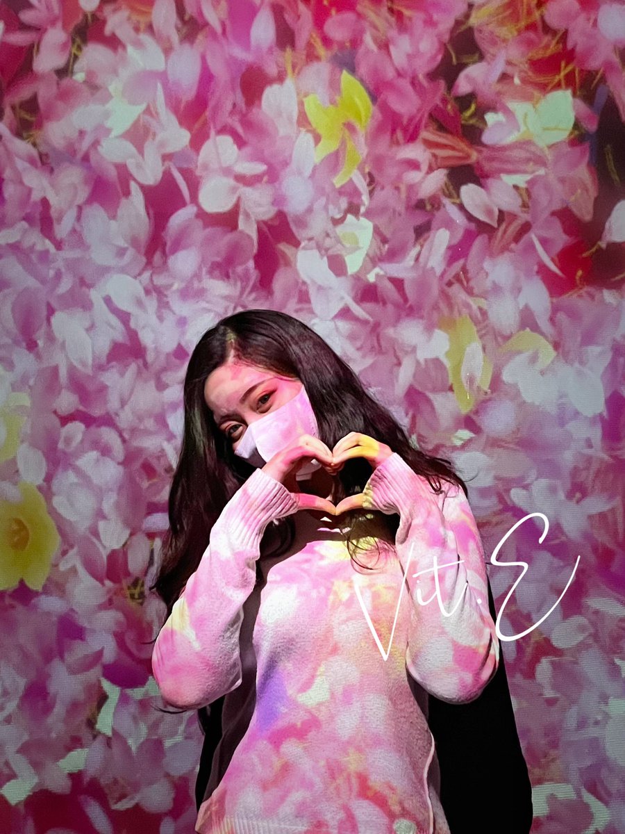 情人節快樂🌹

無論有沒有情人
希望大家都可以對自己更好一點✨

#情人節 https://t.co/Oi9ZeE8Zrz