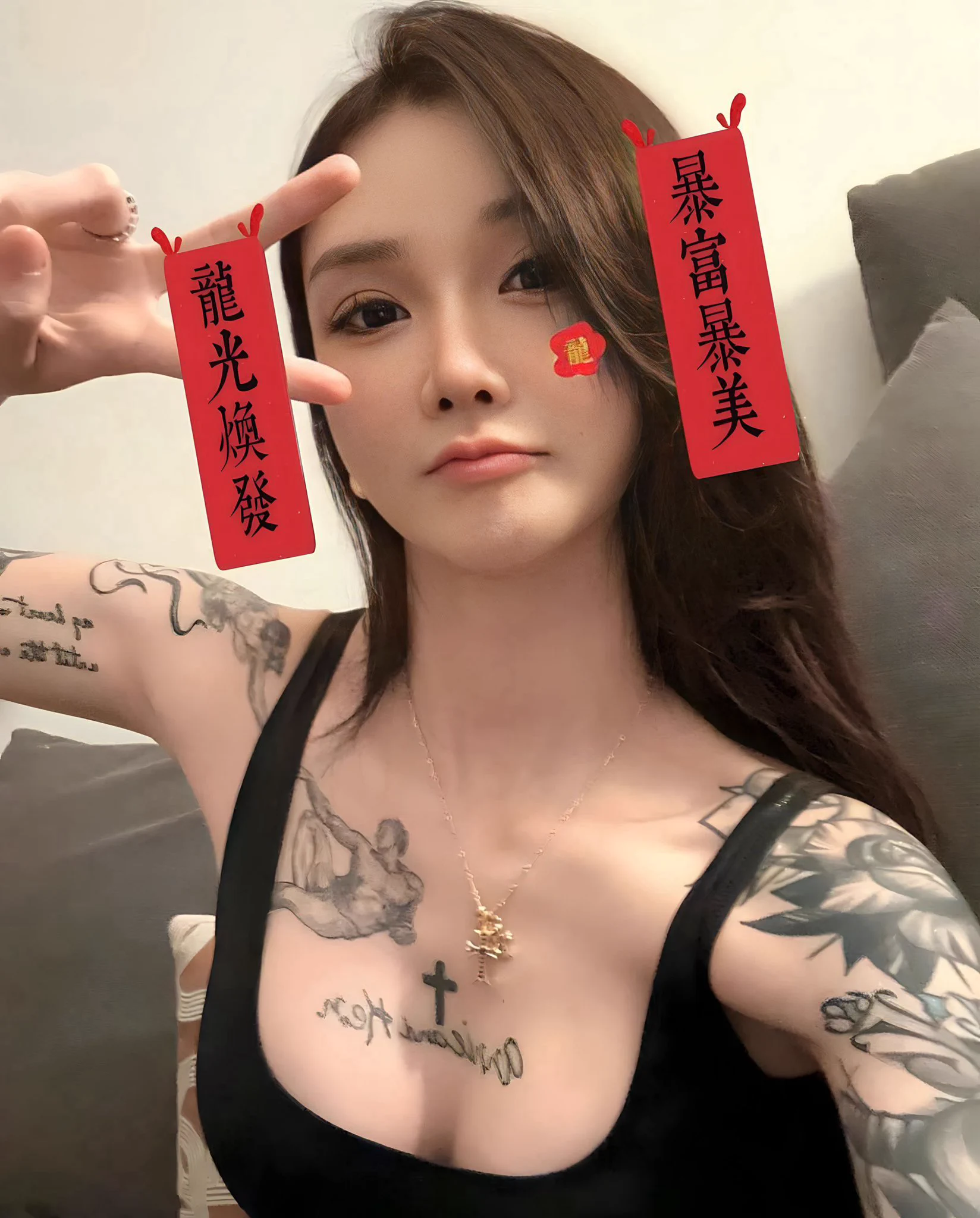 不开心的时候更要打起精神！要相信自己 最难的关已经过掉啦以后会遇到更好的人遇到更好的事情不要再为过去的事情难过了我知道这是自我安慰 但这也是支撑我每一次重新站起来的动力❤️❤️真的会好的。 https://t.co/TC7oQ2lk7y