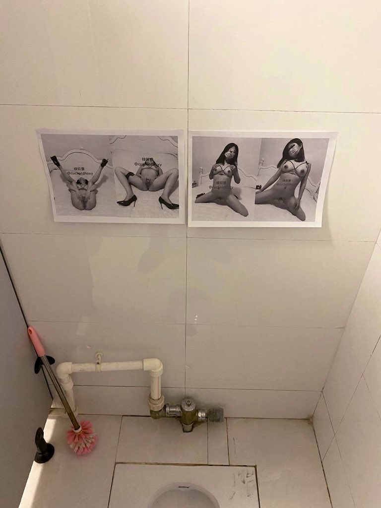 【Roxy反差投稿】（考古贴）
被粉丝打印出来贴在了工地旁边的公厕🚾里……不知道会被多少农民工小哥哥的大鸡巴对准我的小黑桃♠️，把滚烫的精液灌满子宫，把肚子都撑大了……一想到自己是这么下贱的背德人妻，骚水又顺着大腿流到脚踝了……正好让不中用的毛蛋喝饱了补一补！
【更多内容请私信订阅私推】 https://t.co/3BRRibmFFT