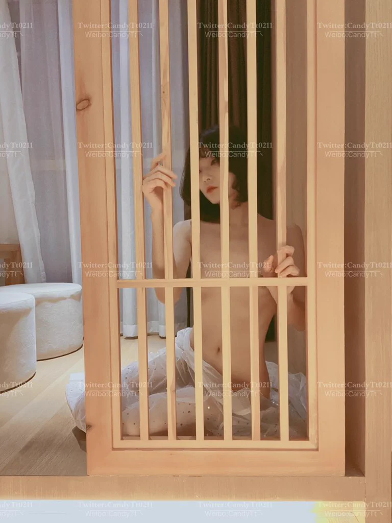 多处几个男朋友怎么啦，我打字快又不是忙不过来。#贫乳 #反差女 #短发 https://t.co/giKOxwboOT