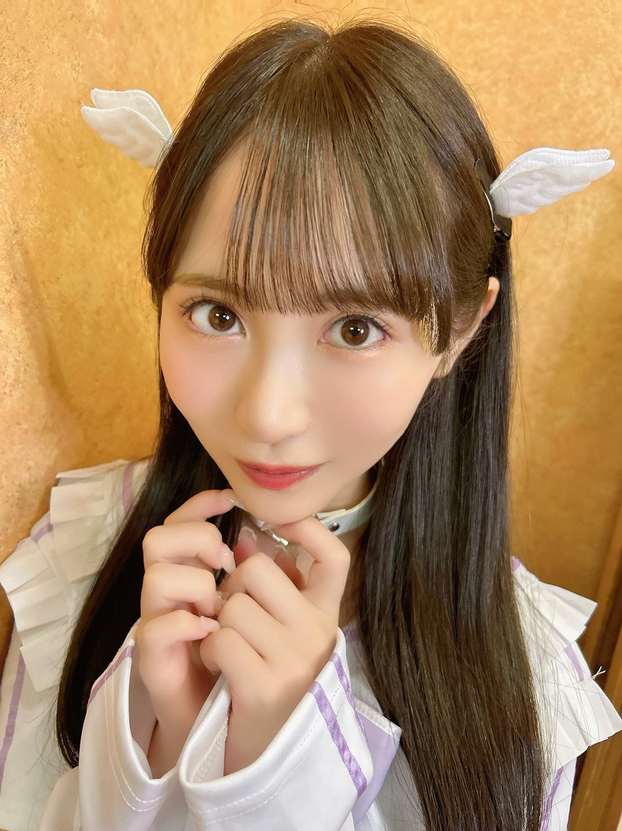 じーっ👼💜 https://t.co/e7o99LSoGT