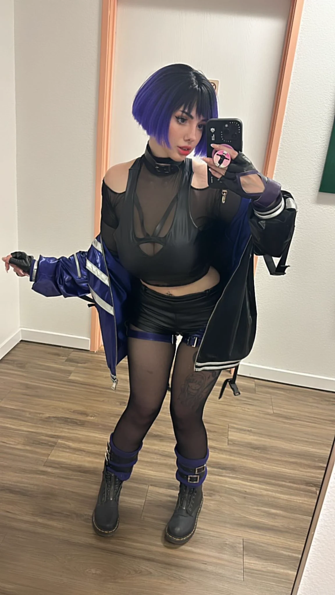 so happy to finally be cosplaying again https://t.co/zI2uuMOpHW