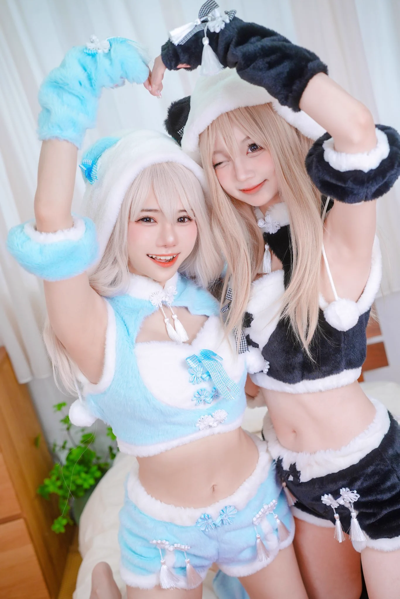 Are We Both Your Fav Colours? 🥰❤️💙 Sally - Dorasnow 🖤 Jia Jia 佳佳 https://t.co/YUe8bugXhT